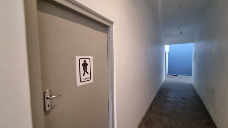 To Let Commercial Property for Rent in Woodstock Western Cape